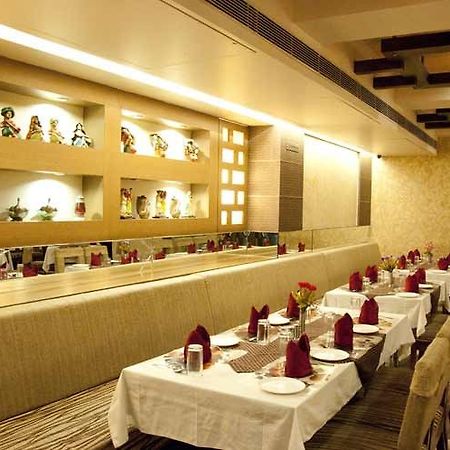 Harmony Hotel Rajkot Ngoại thất bức ảnh